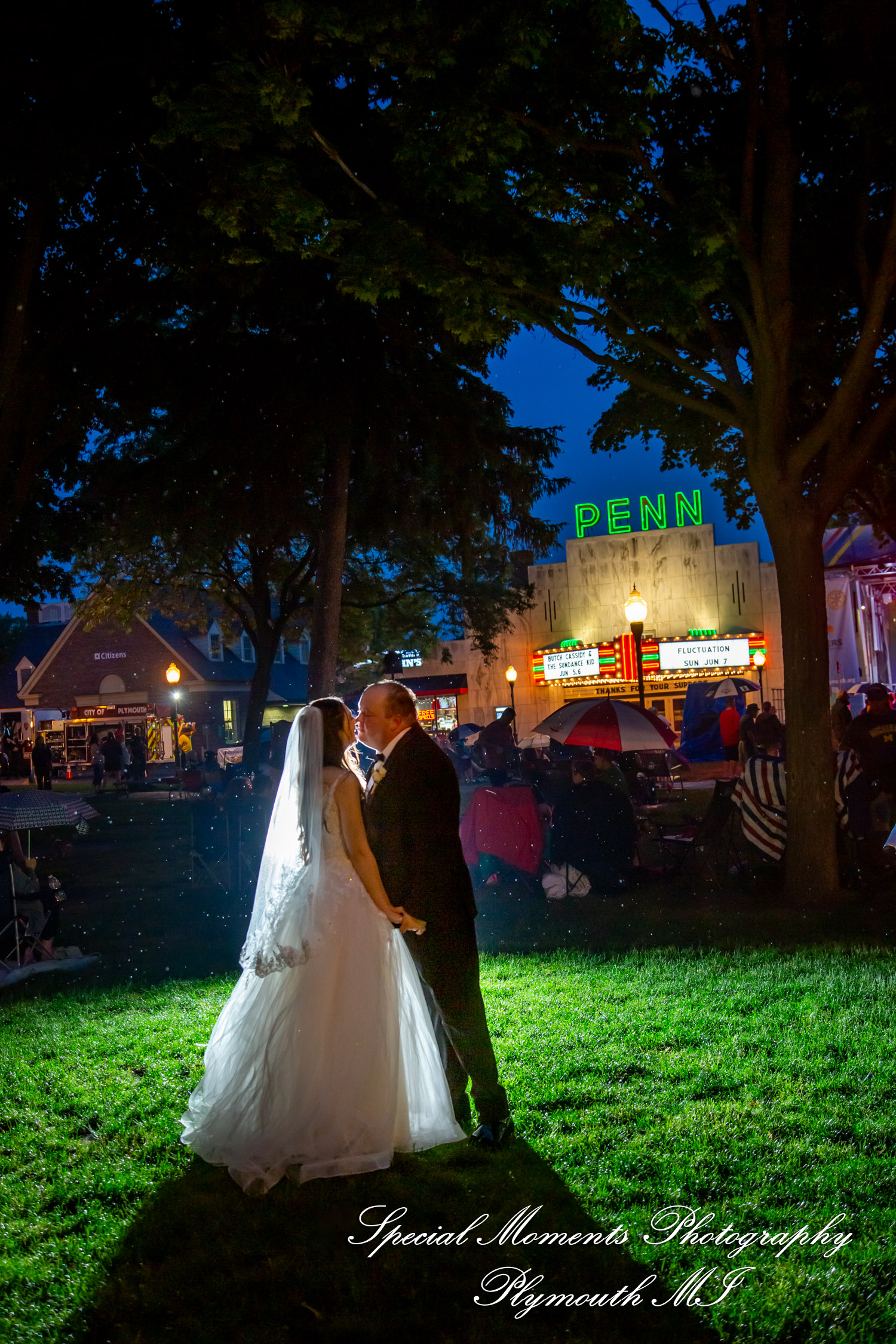 Grace & Edwin at Meeting House Grand Ballroom MI wedding photography