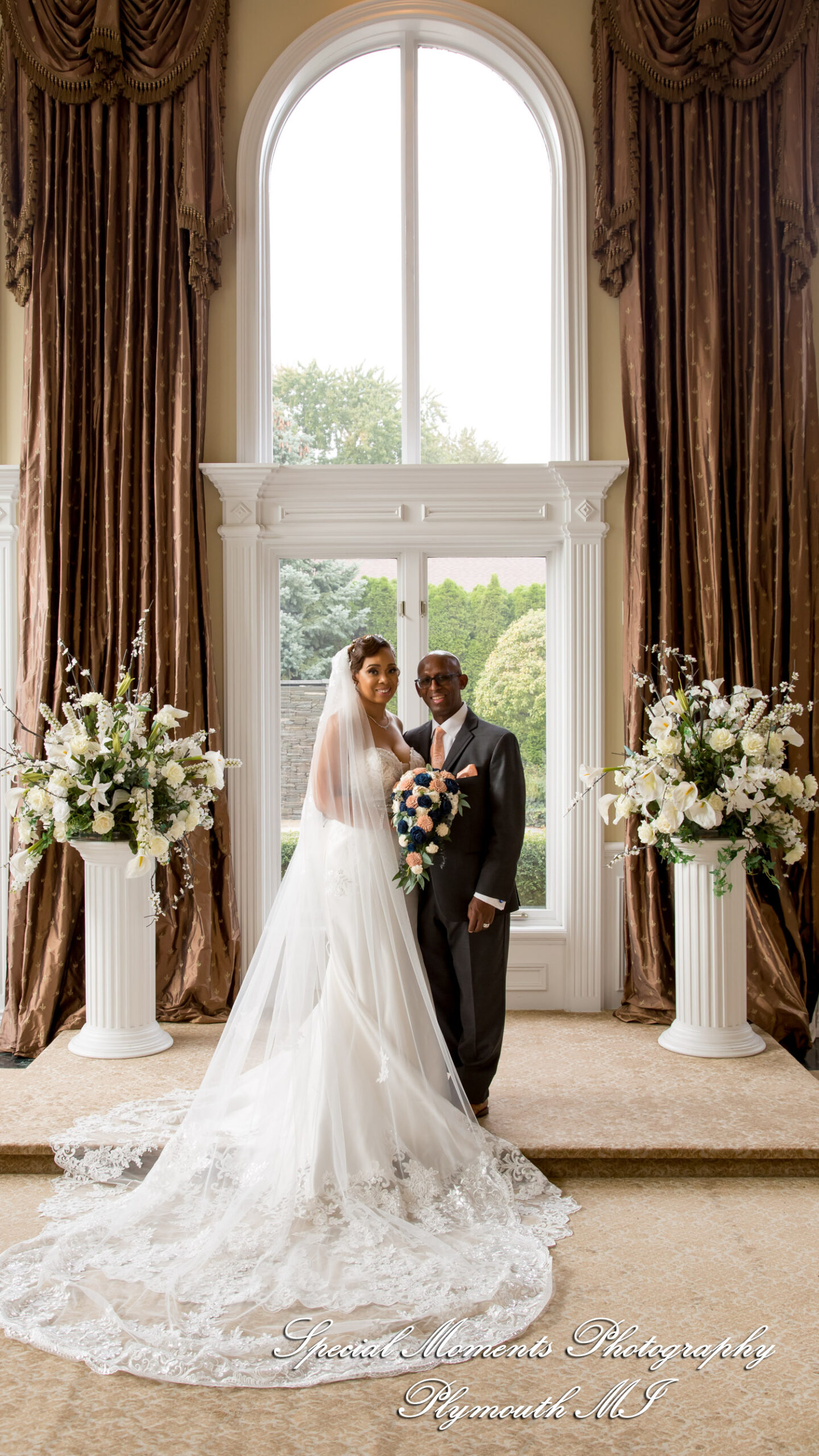 Tameka & James at White House Wedding Chapel Warren MI wedding photography