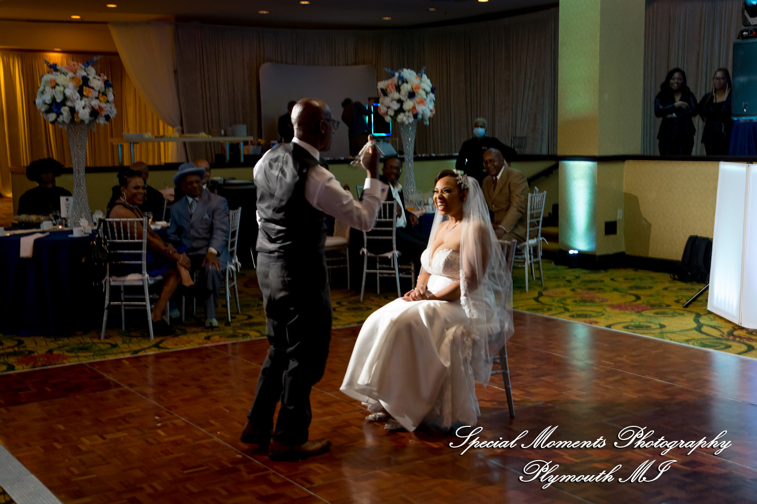 Tameka & James at Detroit Marriott Troy MI wedding photography