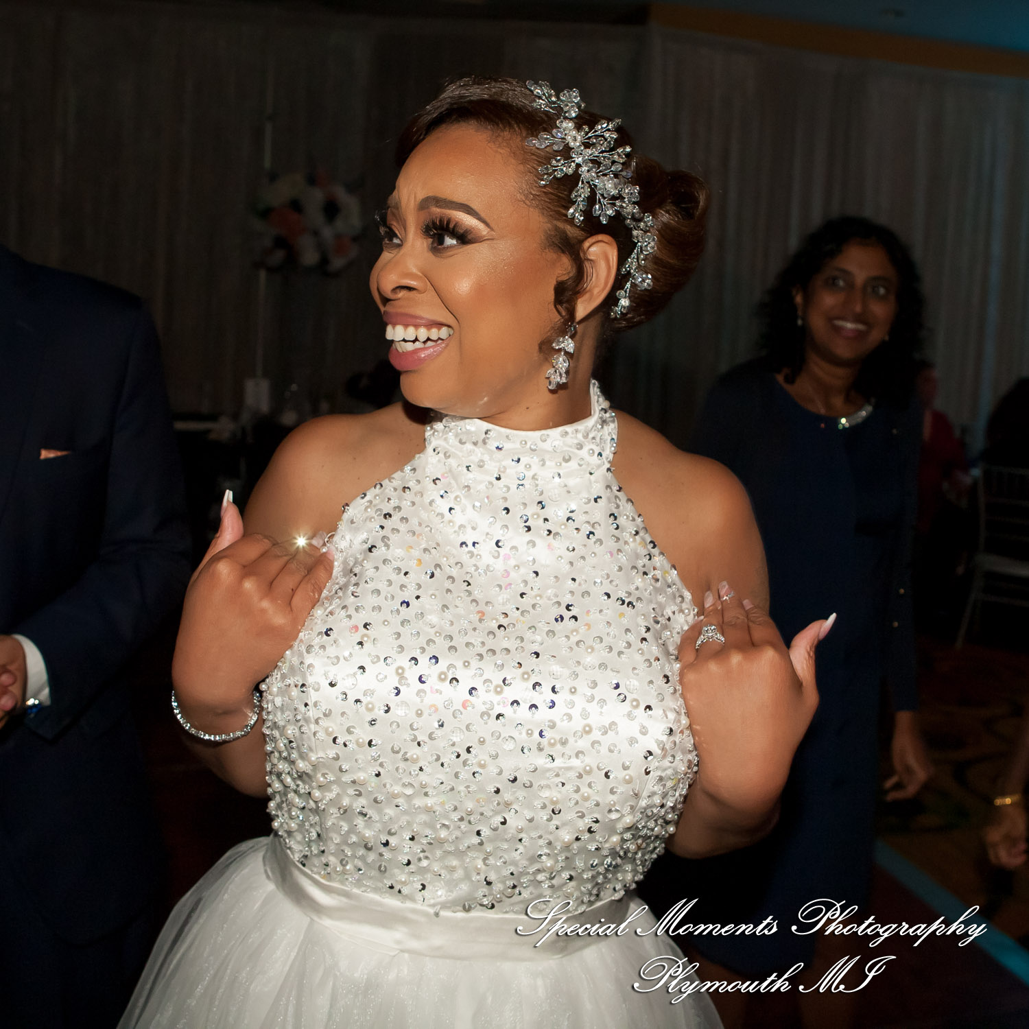 Tameka & James at Detroit Marriott Troy MI wedding photography