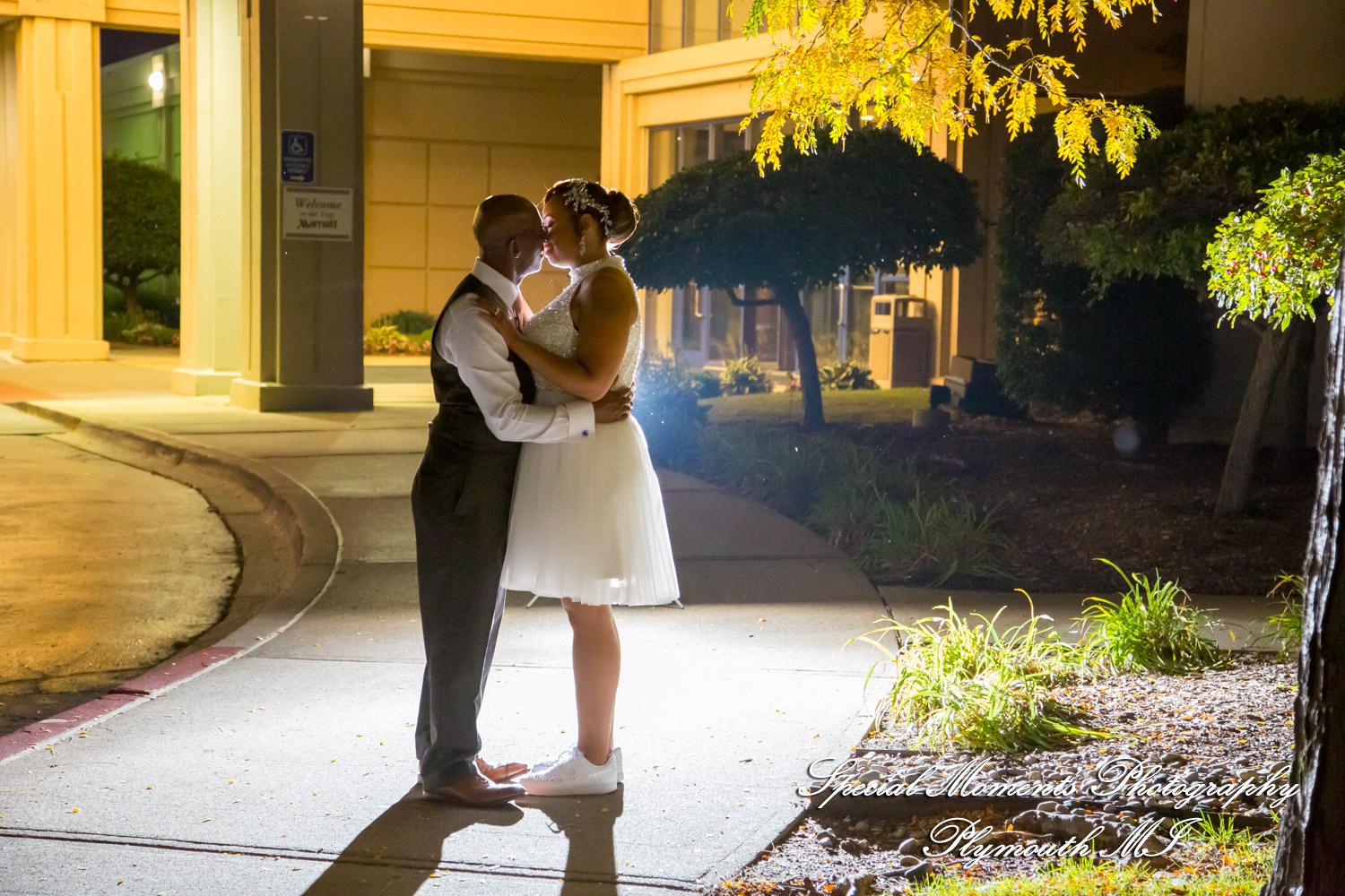 Tameka & James at Detroit Marriott Troy MI wedding photography