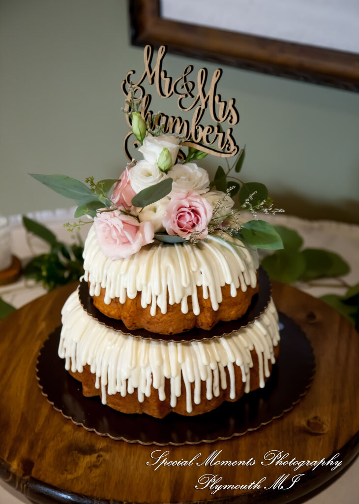 Meghan & Andrew at Glen Oaks Event Center Farmington Hills MI wedding photography