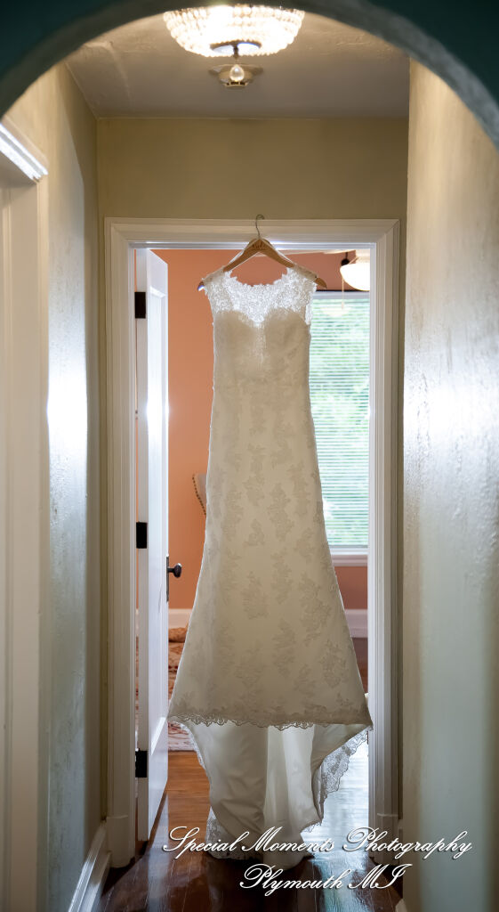Meghan & Andrew at Glen Oaks Event Center Farmington Hills MI wedding photography