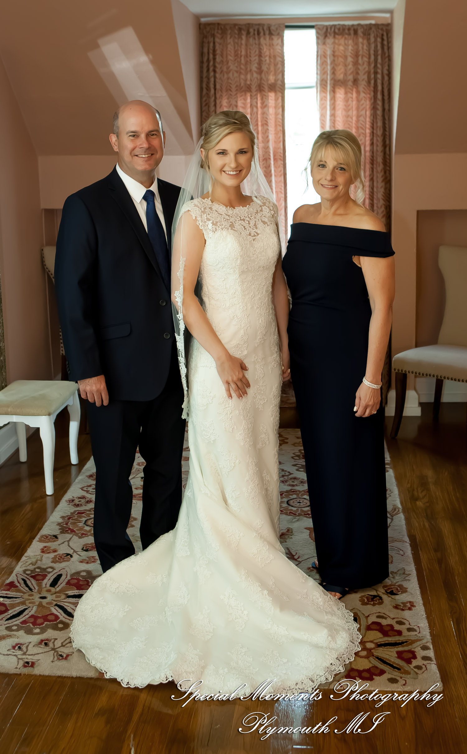 Meghan & Andrew at Glen Oaks Event Center Farmington Hills MI wedding photography