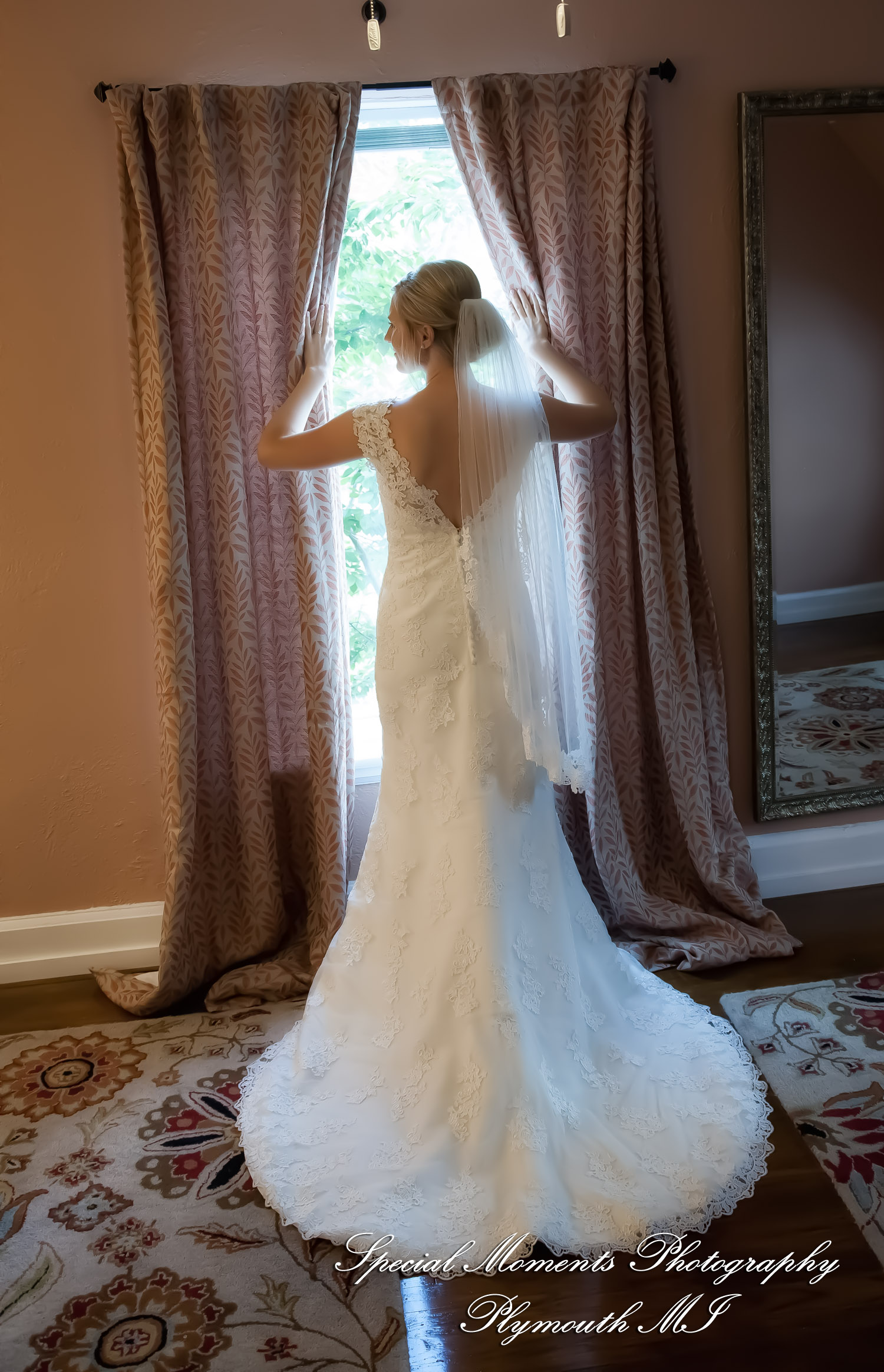 Meghan & Andrew at Glen Oaks Event Center Farmington Hills MI wedding photography