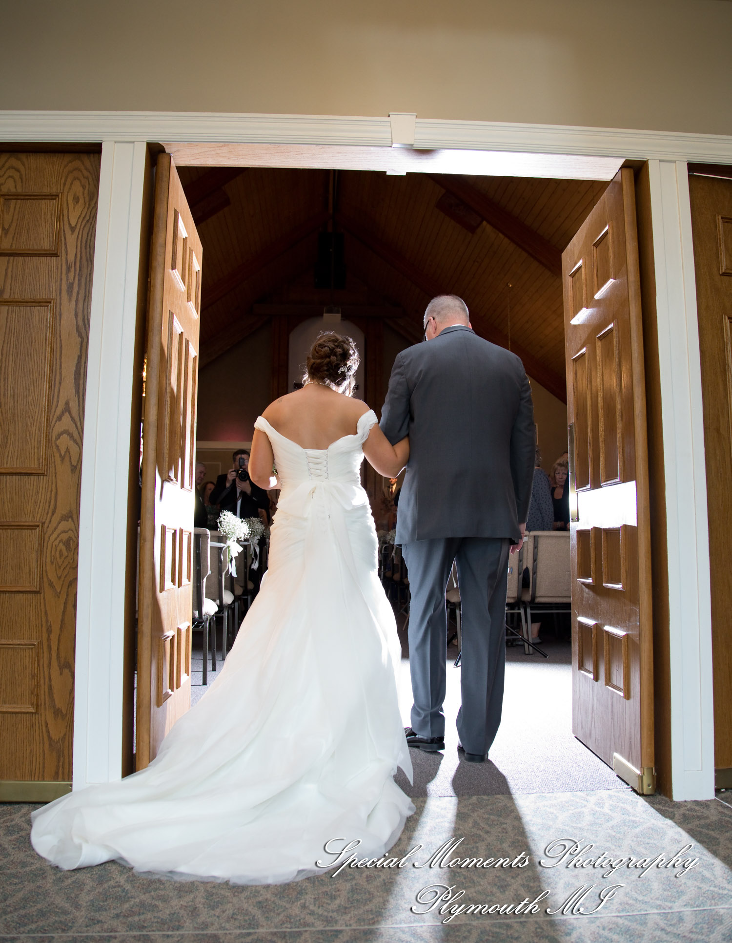 Jenna & Alex at Woodside Bible Church Plymouth MI wedding photography