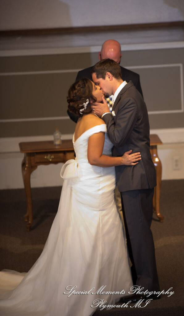 Jenna & Alex at Woodside Bible Church Plymouth MI wedding photography