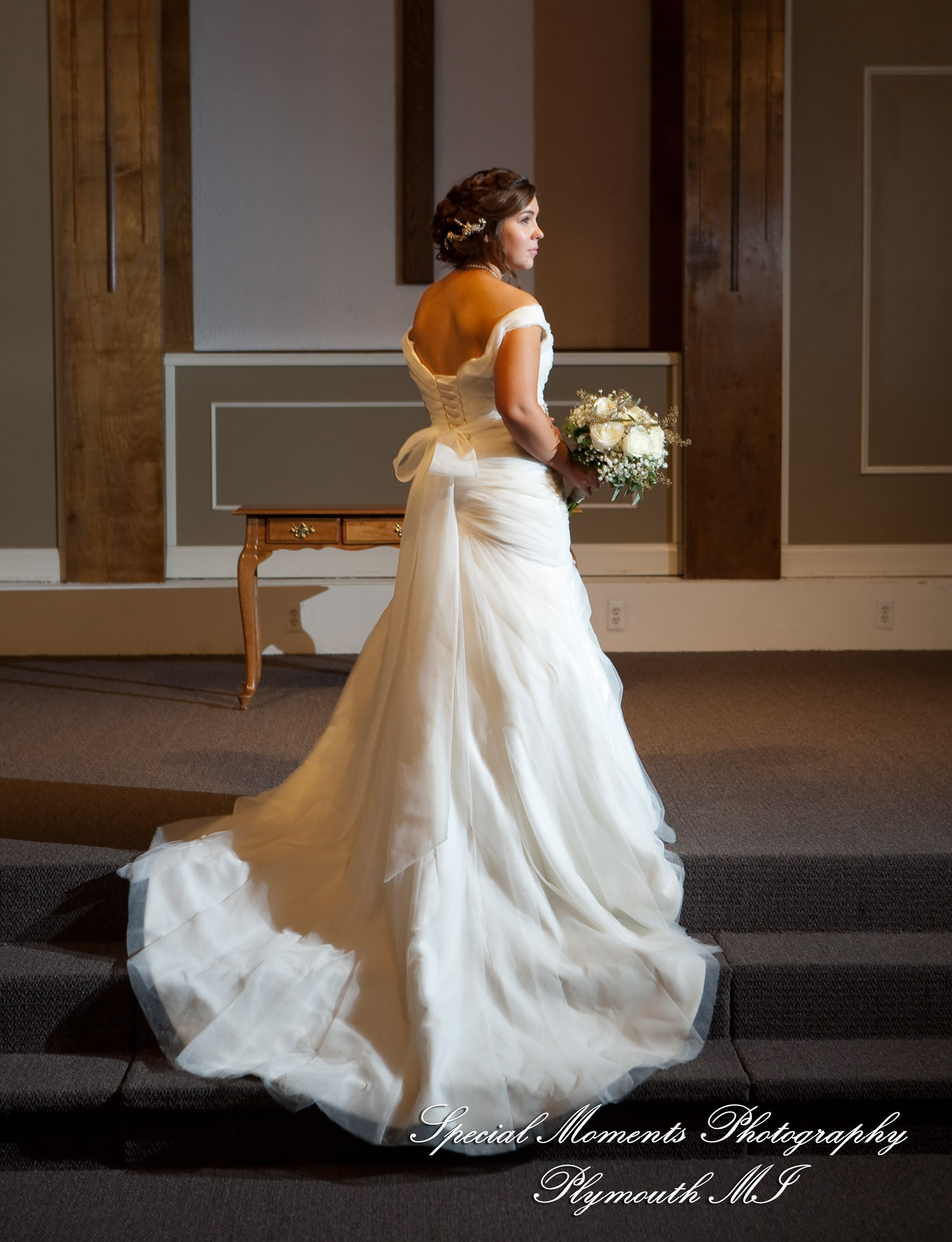 Jenna & Alex at Woodside Bible Church Plymouth MI wedding photography