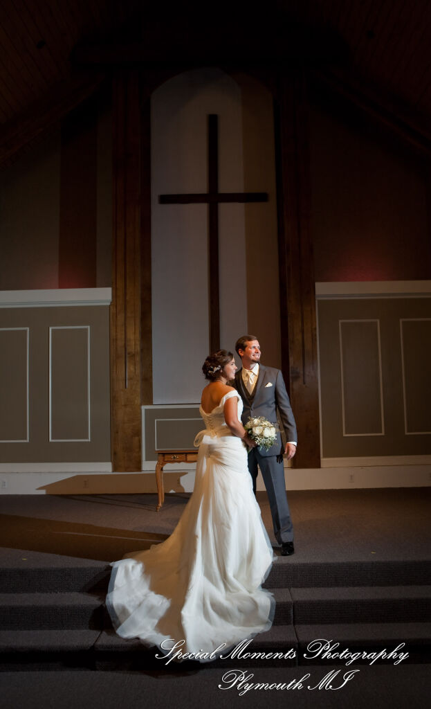 Jenna & Alex at Woodside Bible Church Plymouth MI wedding photography