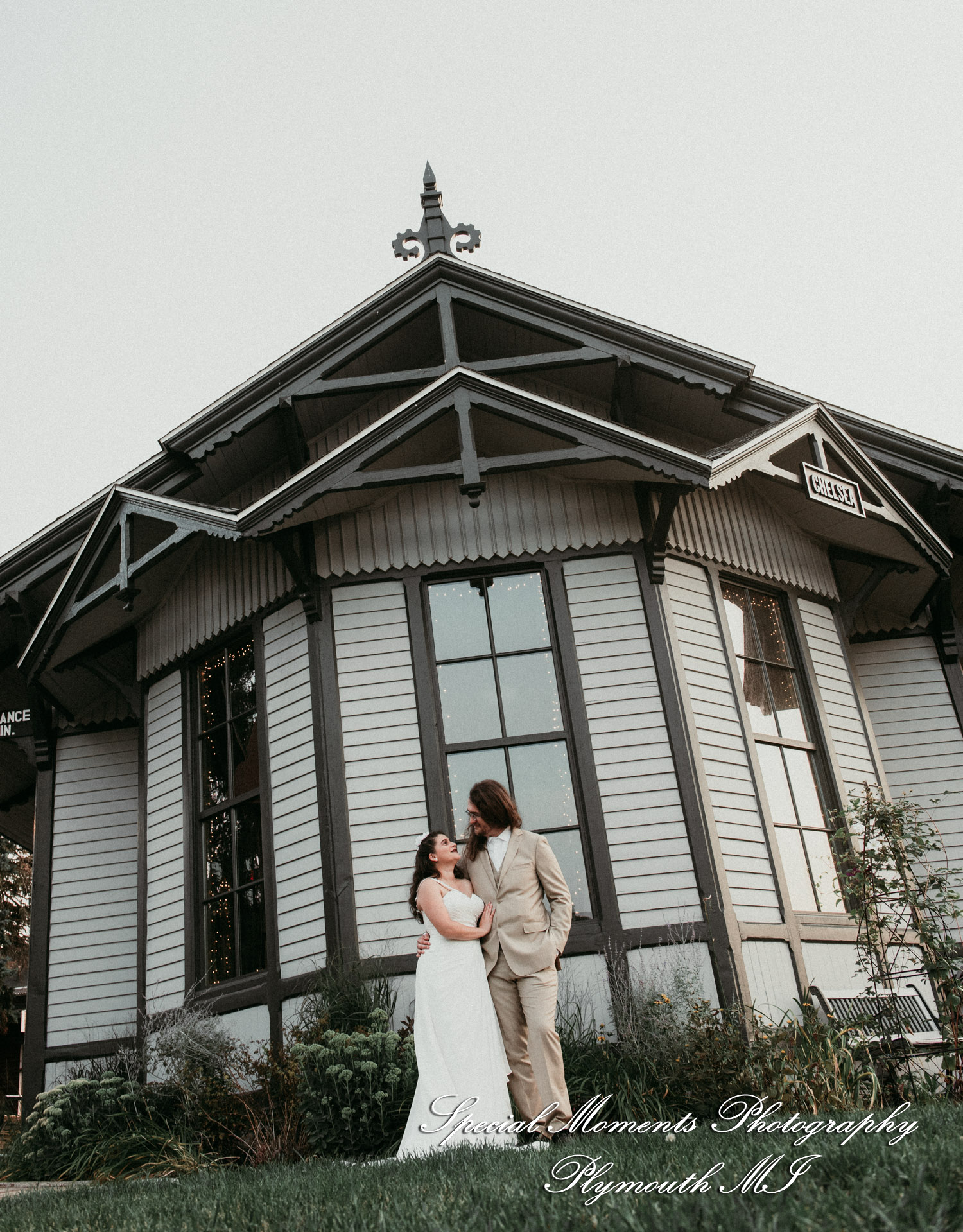 Lissy & Stephen at Chelsea Depot Train Station Chelsea MI wedding photography