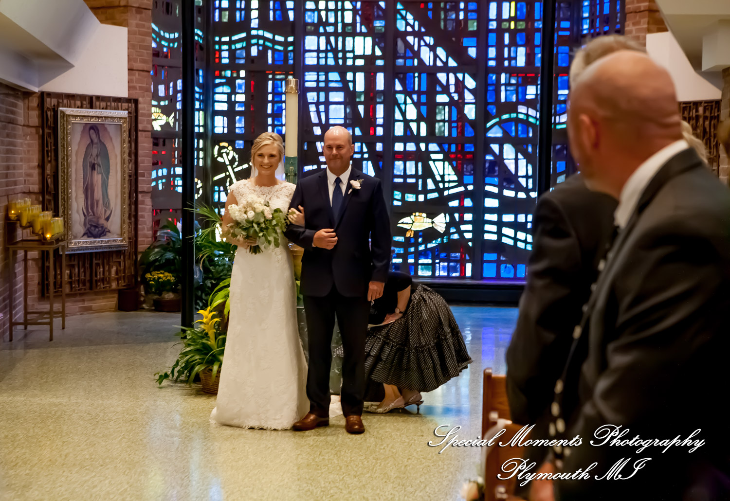 Meghan & Andrew at Our Lady of Sorrows Farmington Hills MI wedding photography