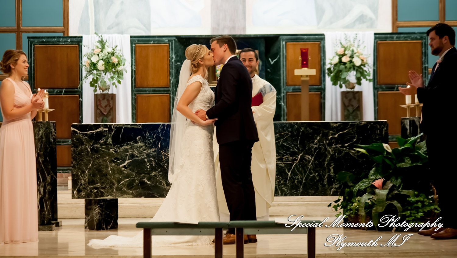 Meghan & Andrew at Our Lady of Sorrows Farmington Hills MI wedding photography
