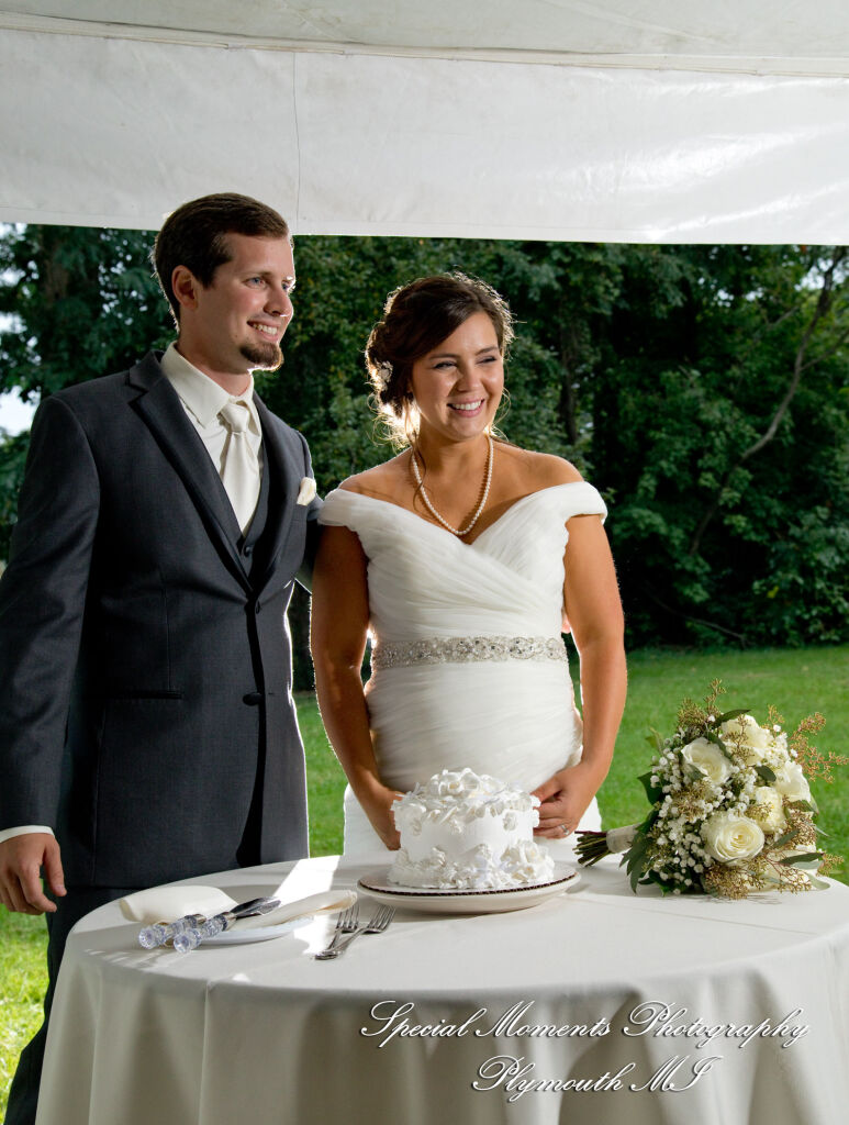 Jenna & Alex at Woodside Bible Church Plymouth MI wedding photography