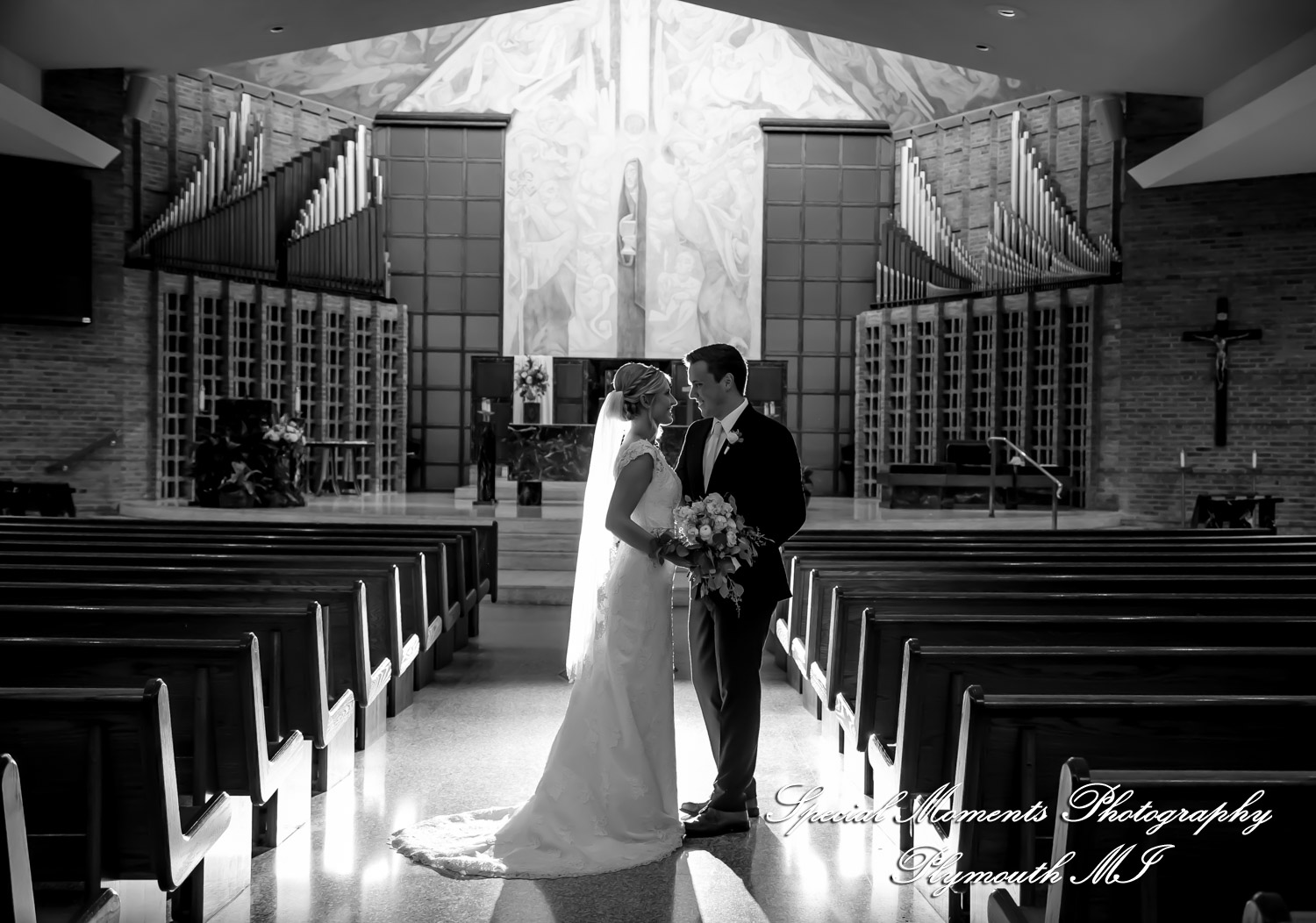 Meghan & Andrew at Our Lady of Sorrows Farmington Hills MI wedding photography