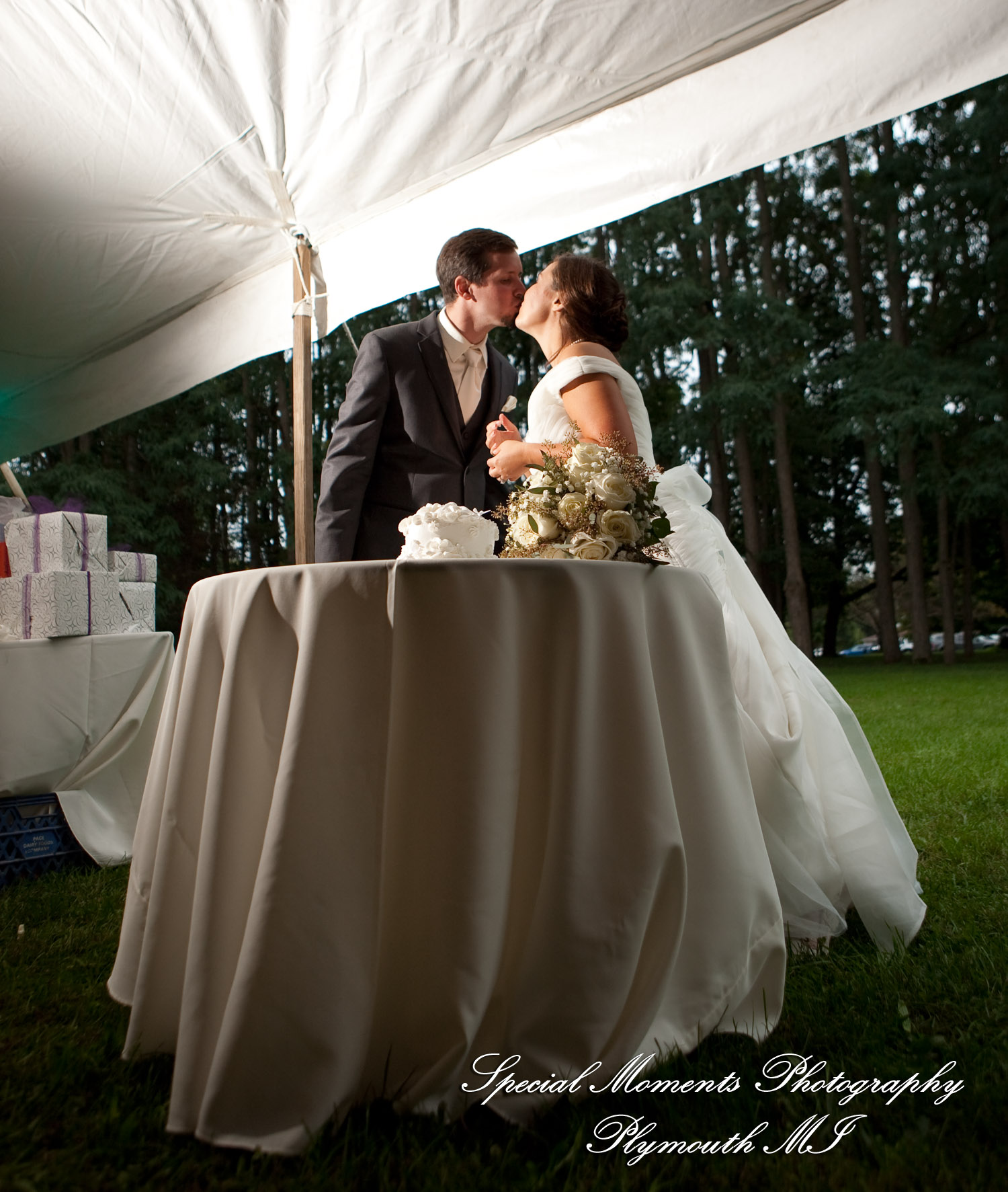 Jenna & Alex at Woodside Bible Church Plymouth MI wedding photography