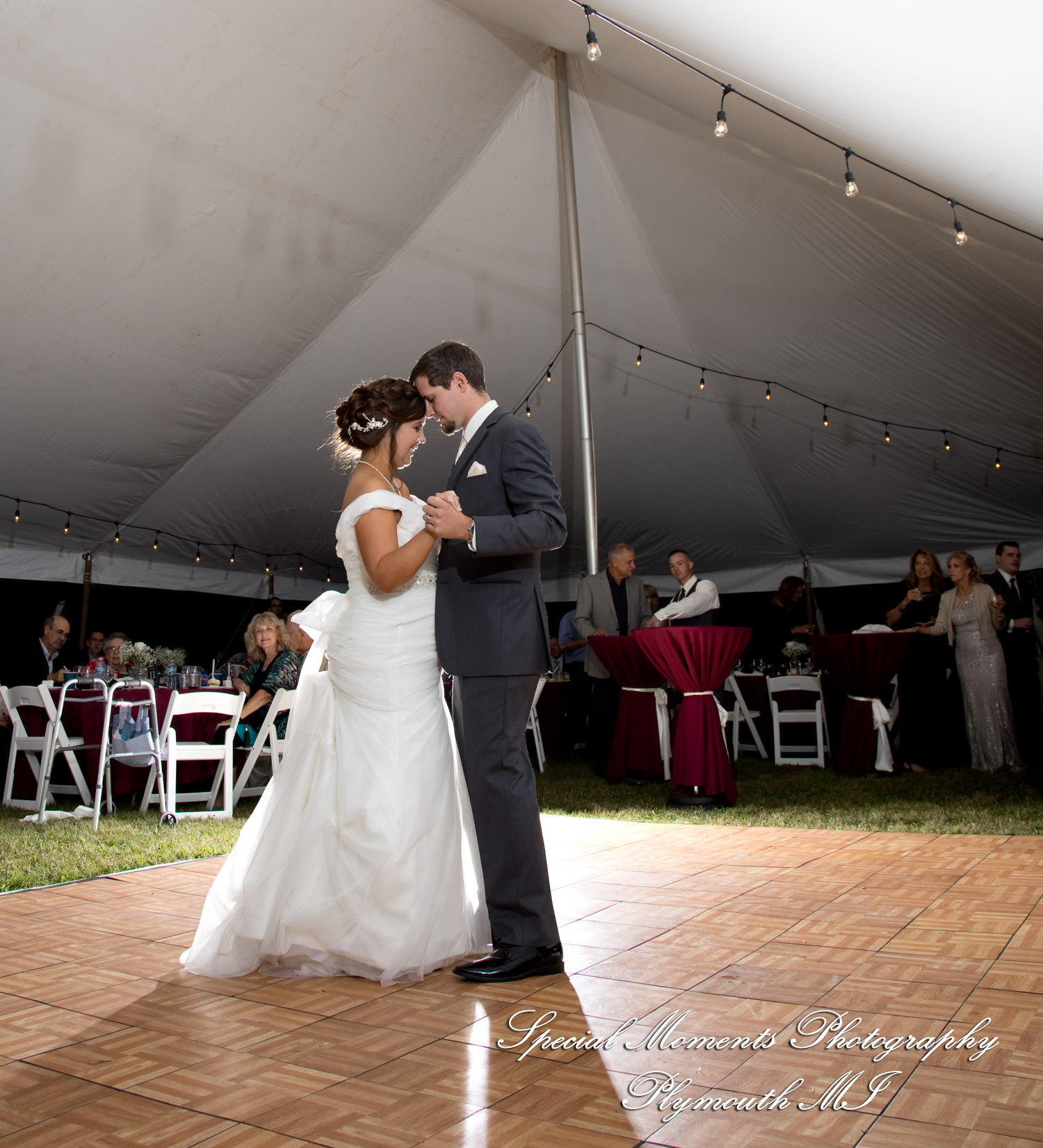Jenna & Alex at Woodside Bible Church Plymouth MI wedding photography