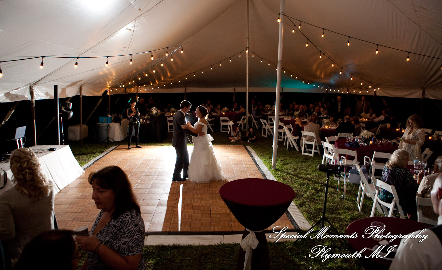 Jenna & Alex at Woodside Bible Church Plymouth MI wedding photography