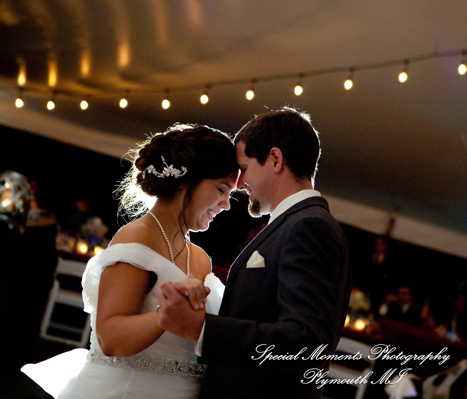 Jenna & Alex at Woodside Bible Church Plymouth MI wedding photography