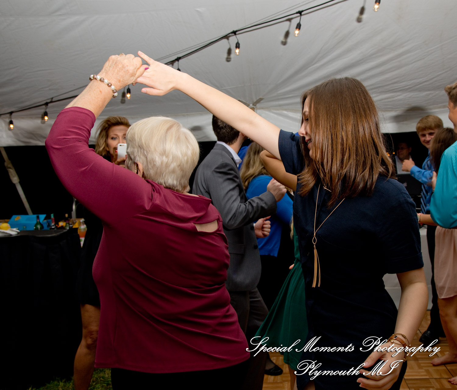 Jenna & Alex at Woodside Bible Church Plymouth MI wedding photography