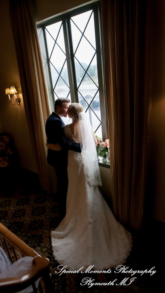 Meghan & Andrew at Glen Oaks Event Center Farmington Hills MI wedding photography