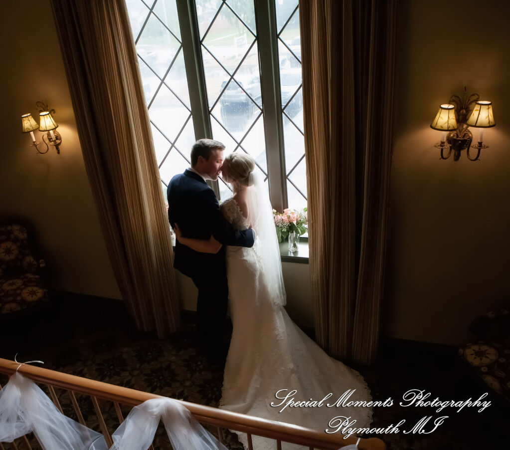 Meghan & Andrew at Glen Oaks Event Center Farmington Hills MI wedding photography