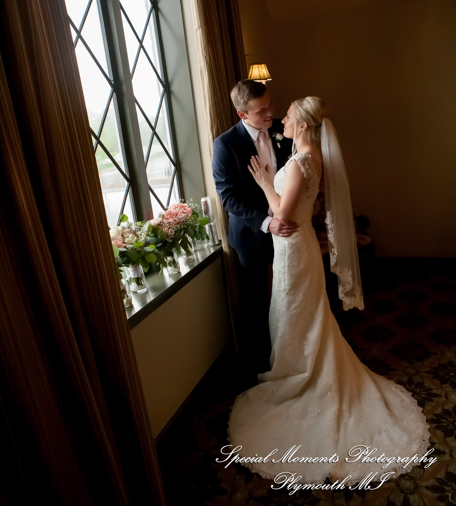 Meghan & Andrew at Glen Oaks Event Center Farmington Hills MI wedding photography