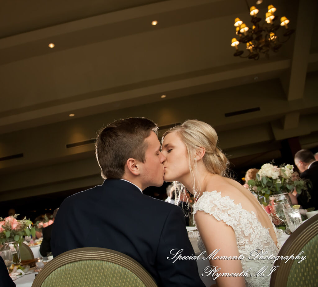 Meghan & Andrew at Glen Oaks Event Center Farmington Hills MI wedding photography