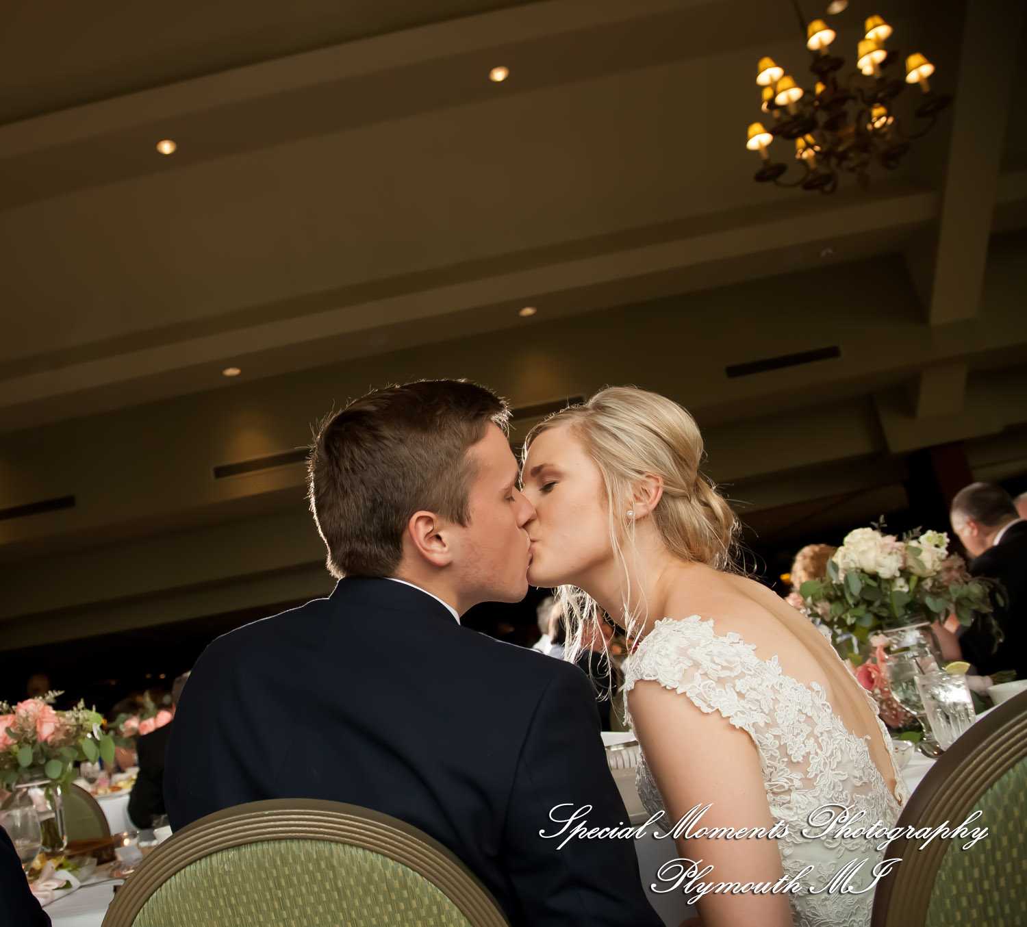 Meghan & Andrew at Glen Oaks Event Center Farmington Hills MI wedding photography
