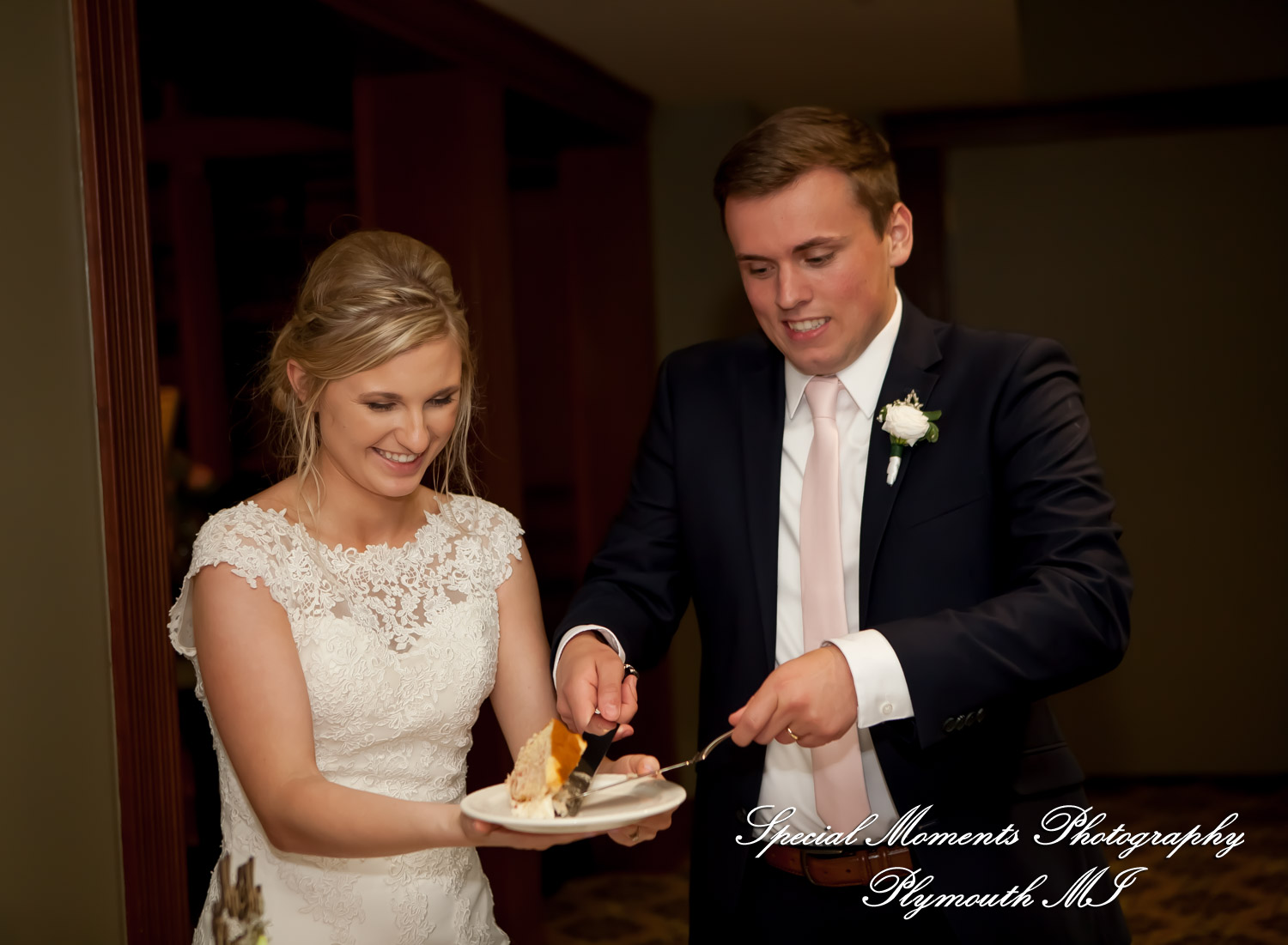 Meghan & Andrew at Glen Oaks Event Center Farmington Hills MI wedding photography