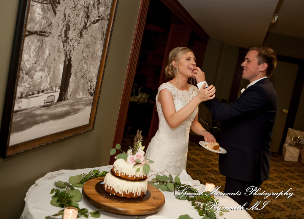Meghan & Andrew at Glen Oaks Event Center Farmington Hills MI wedding photography