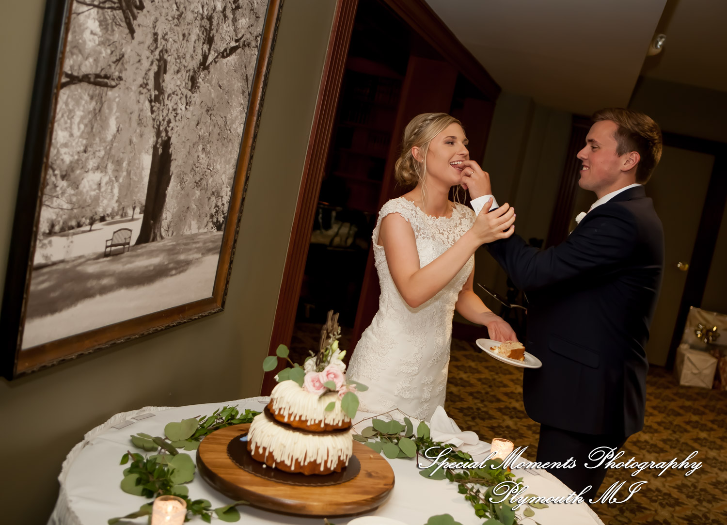 Meghan & Andrew at Glen Oaks Event Center Farmington Hills MI wedding photography