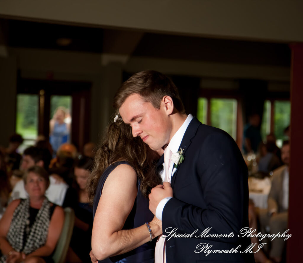 Meghan & Andrew at Glen Oaks Event Center Farmington Hills MI wedding photography