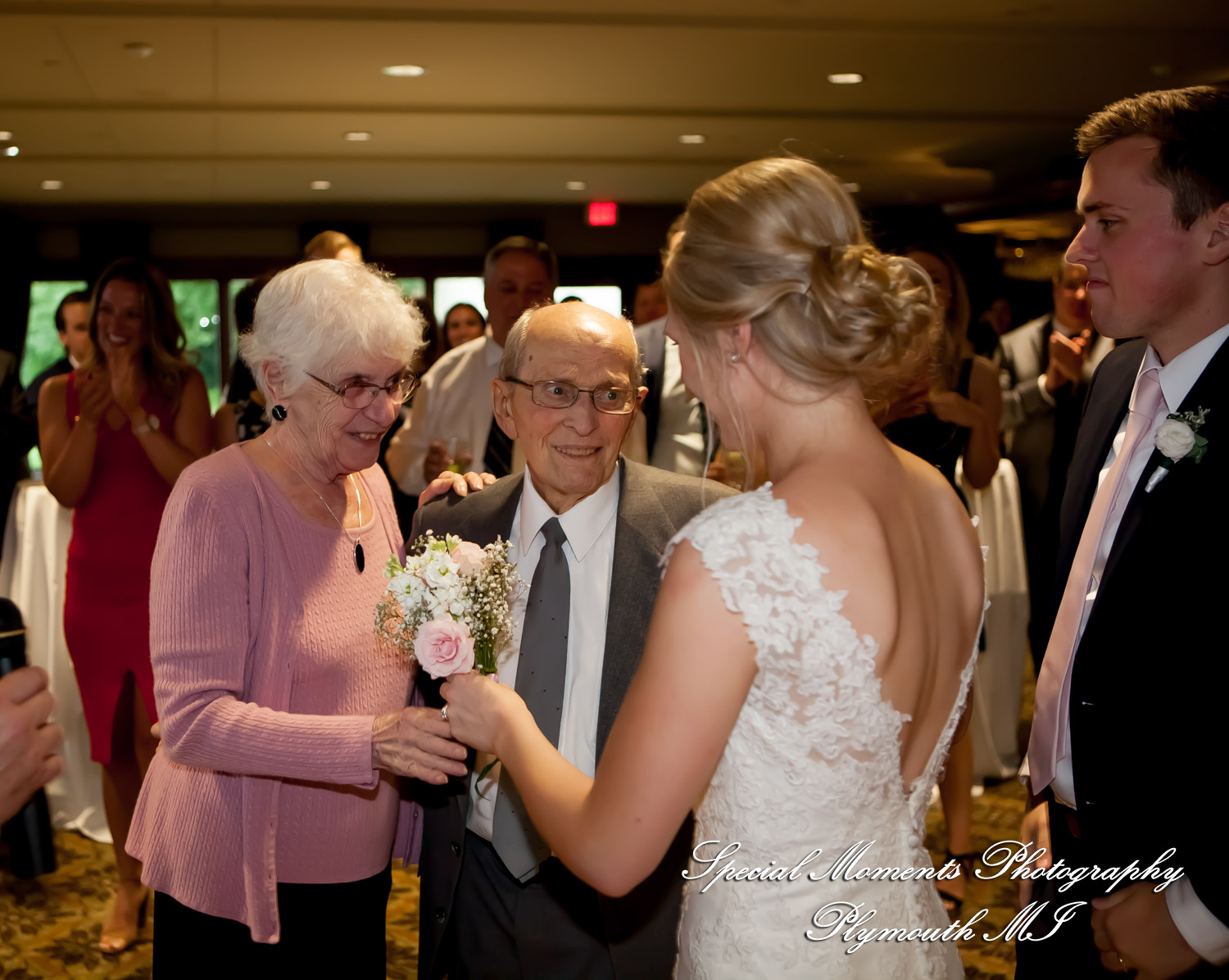 Meghan & Andrew at Glen Oaks Event Center Farmington Hills MI wedding photography