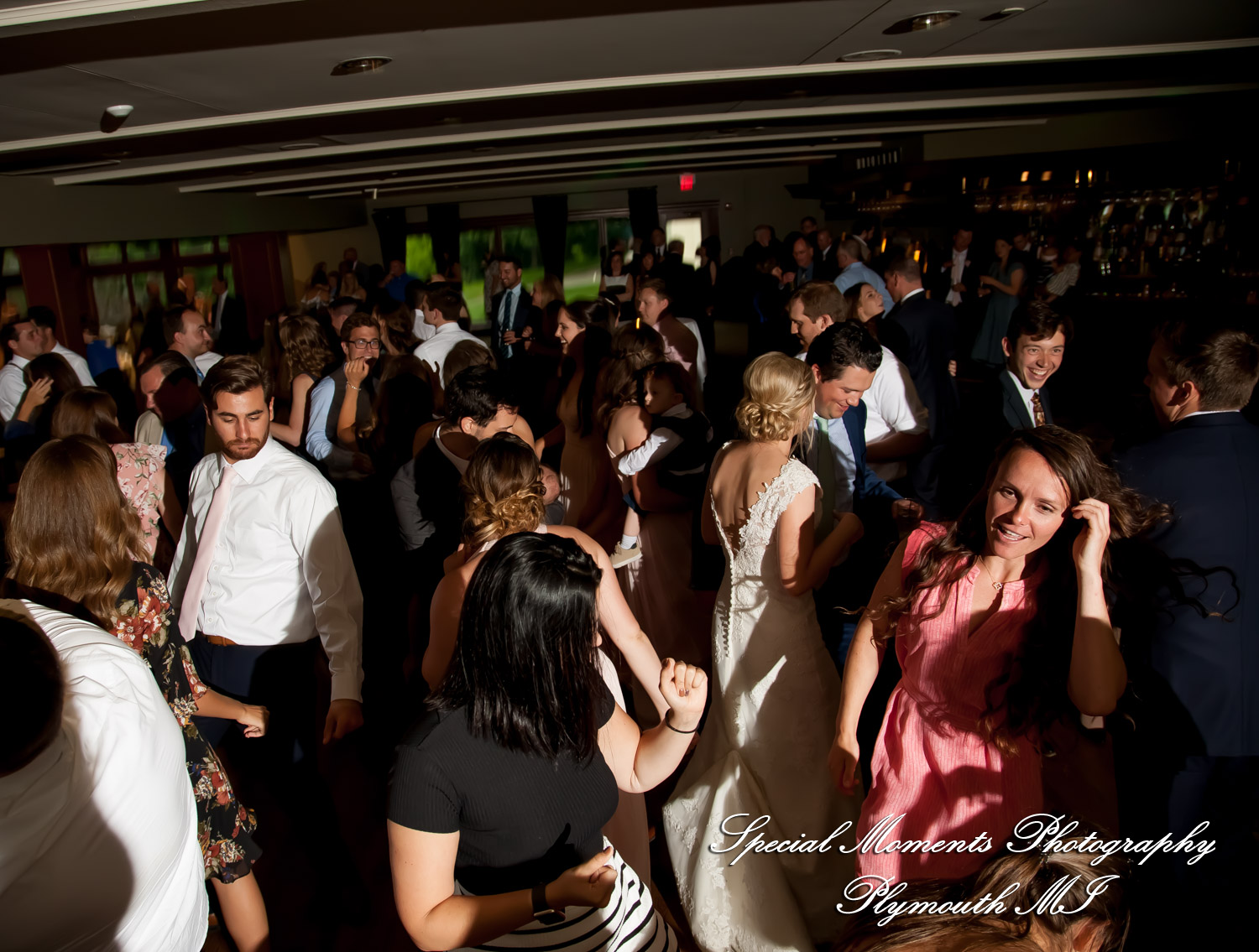 Meghan & Andrew at Glen Oaks Event Center Farmington Hills MI wedding photography