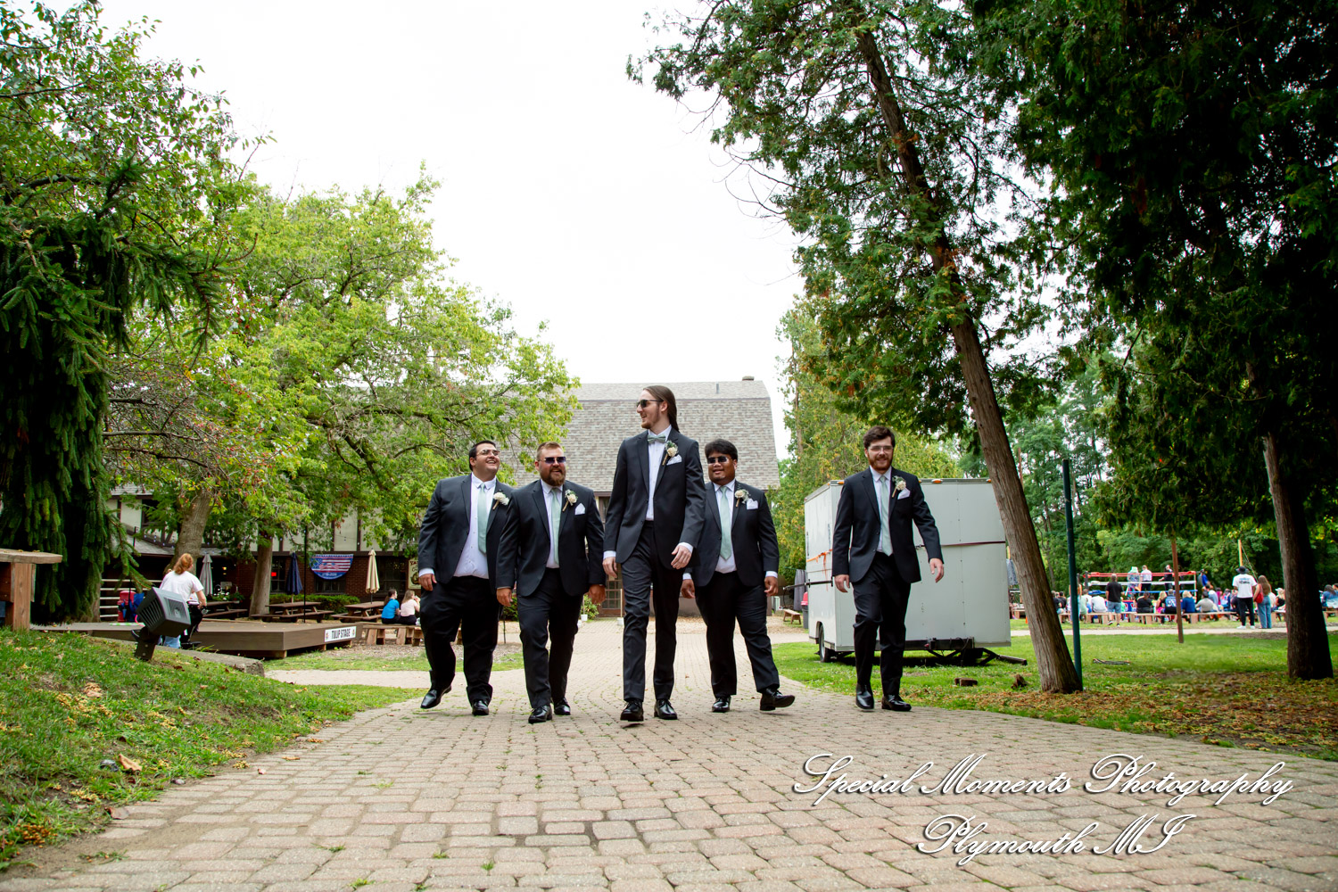 Maureen & Bailey at Canterbury Castle Lake Orion MI wedding photography