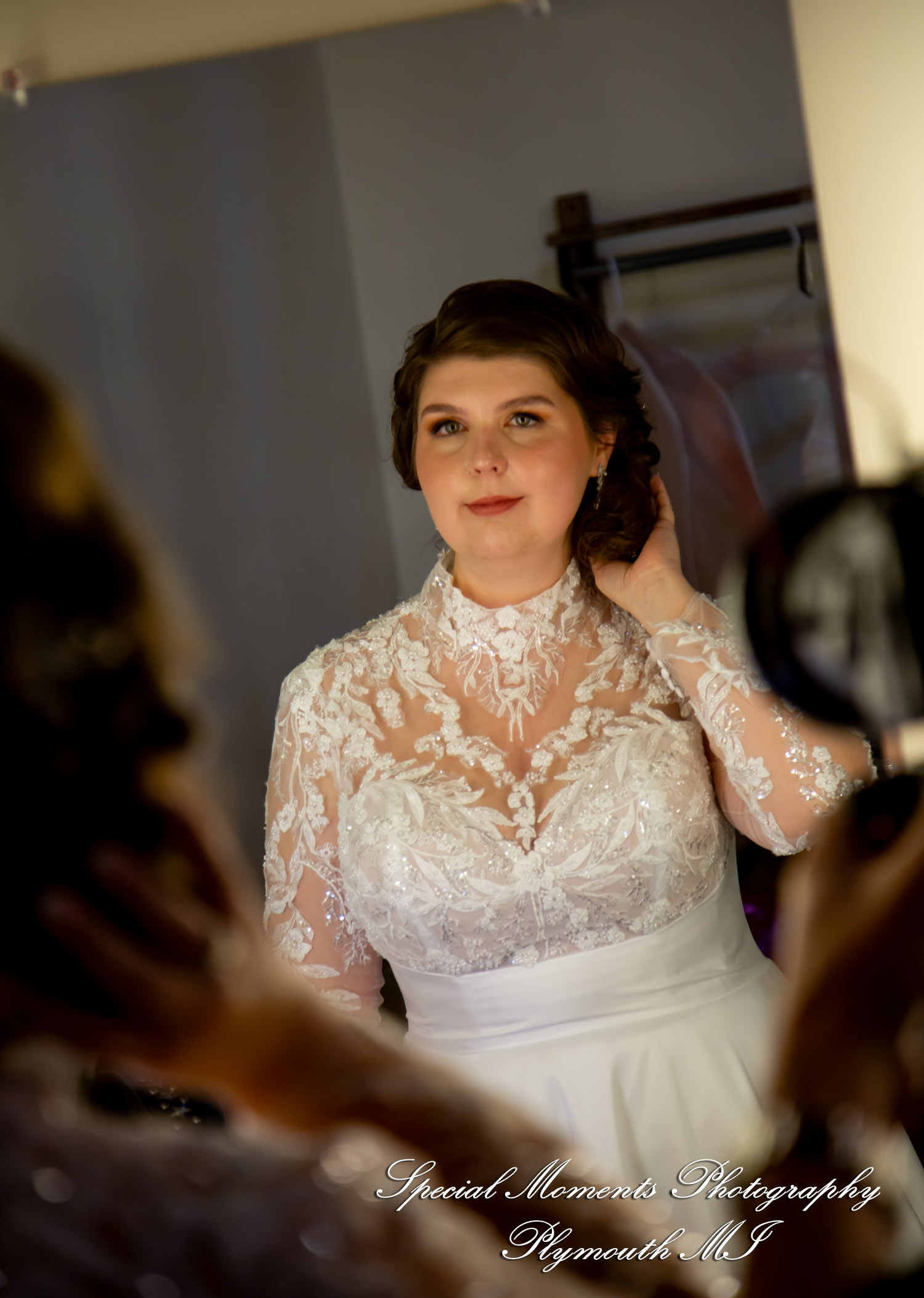 Maureen & Bailey at Canterbury Castle Lake Orion MI wedding photography