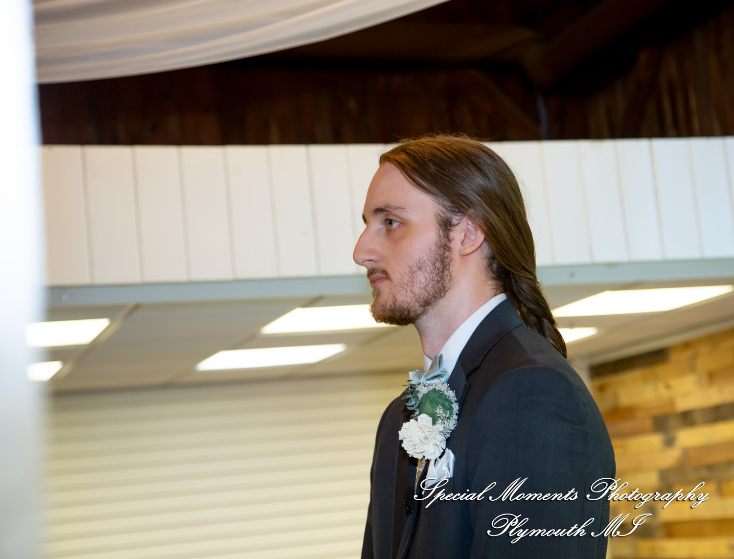 Maureen & Bailey at Canterbury Castle Lake Orion MI wedding photography