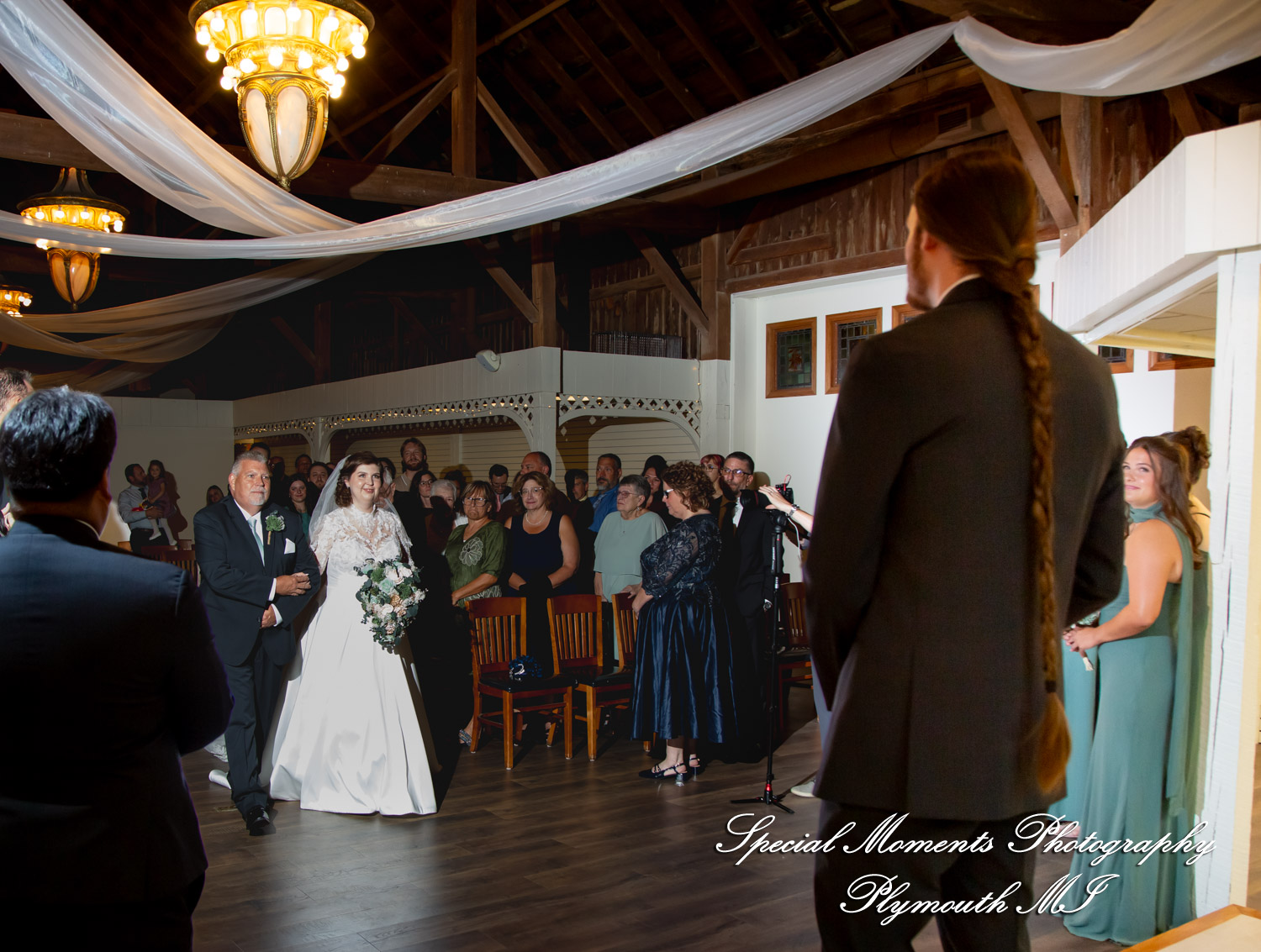 Maureen & Bailey at Canterbury Castle Lake Orion MI wedding photography
