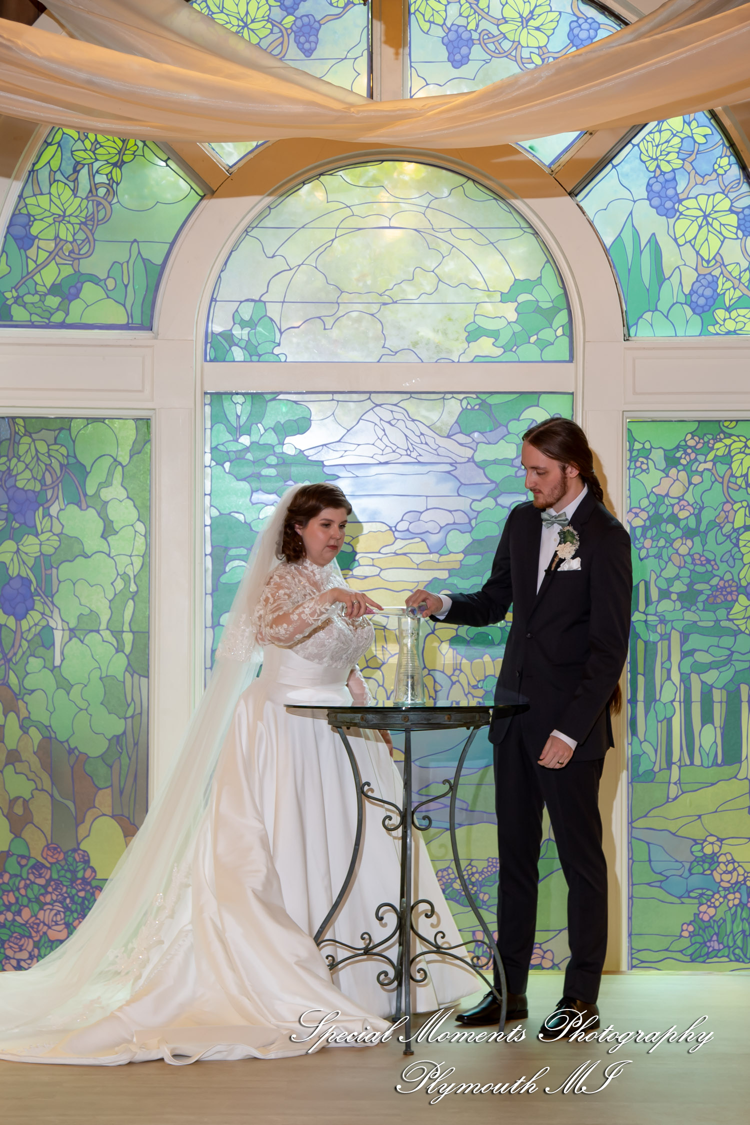 Maureen & Bailey at Canterbury Castle Lake Orion MI wedding photography