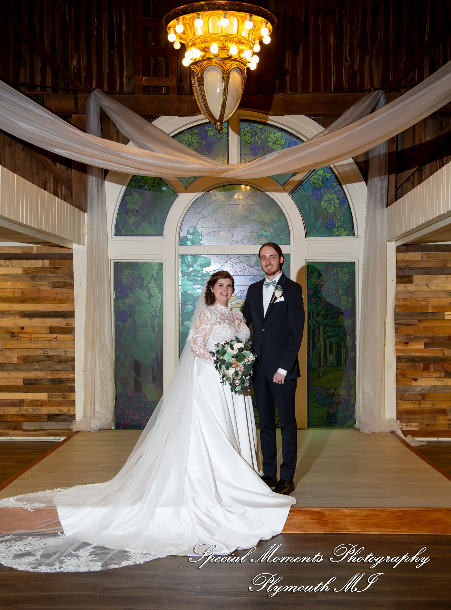 Maureen & Bailey at Canterbury Castle Lake Orion MI wedding photography