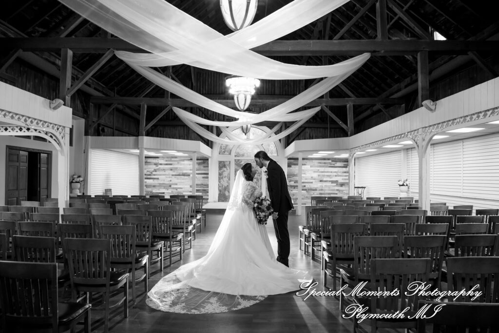 Maureen & Bailey at Canterbury Castle Lake Orion MI wedding photography