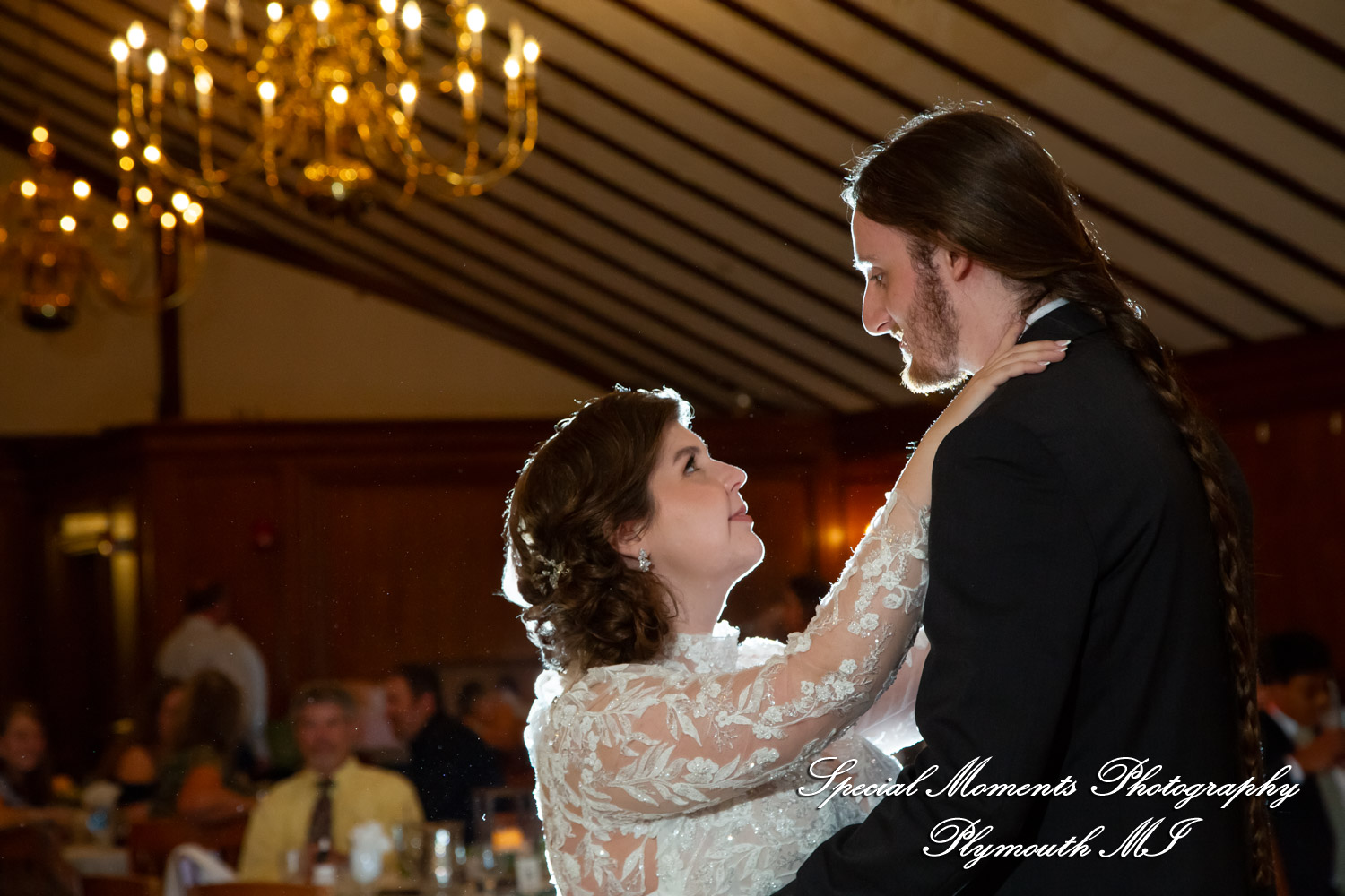 Maureen & Bailey at Canterbury Castle Lake Orion MI wedding photography