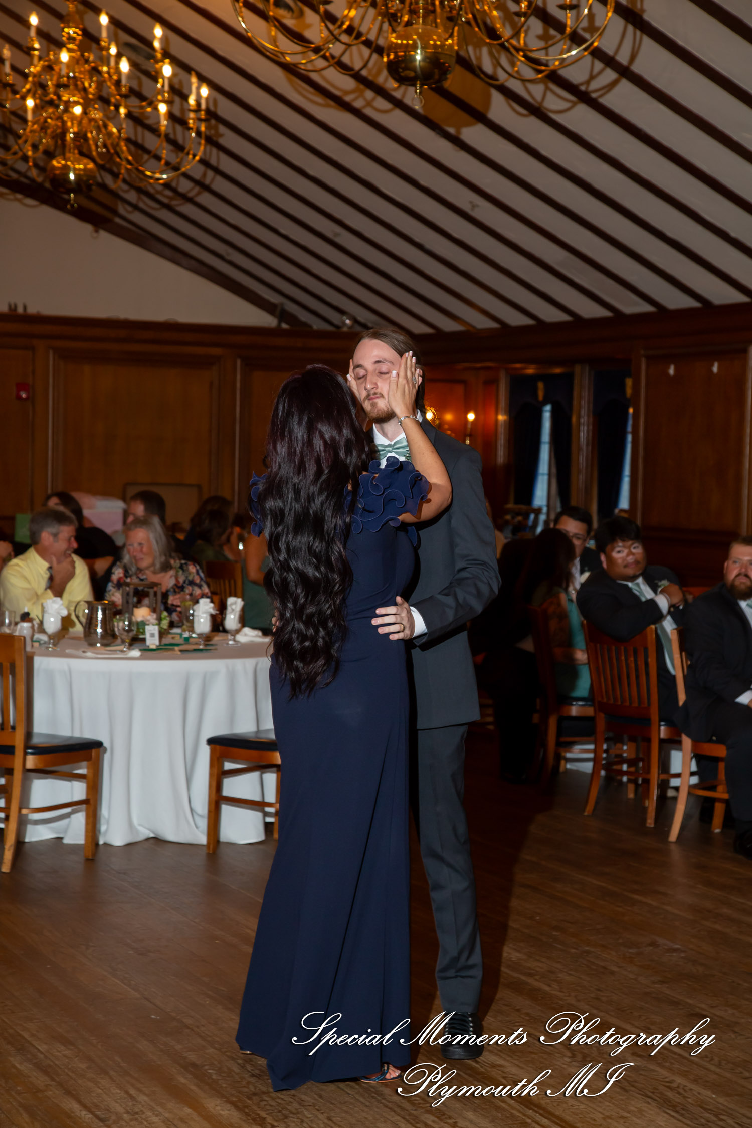 Maureen & Bailey at Canterbury Castle Lake Orion MI wedding photography