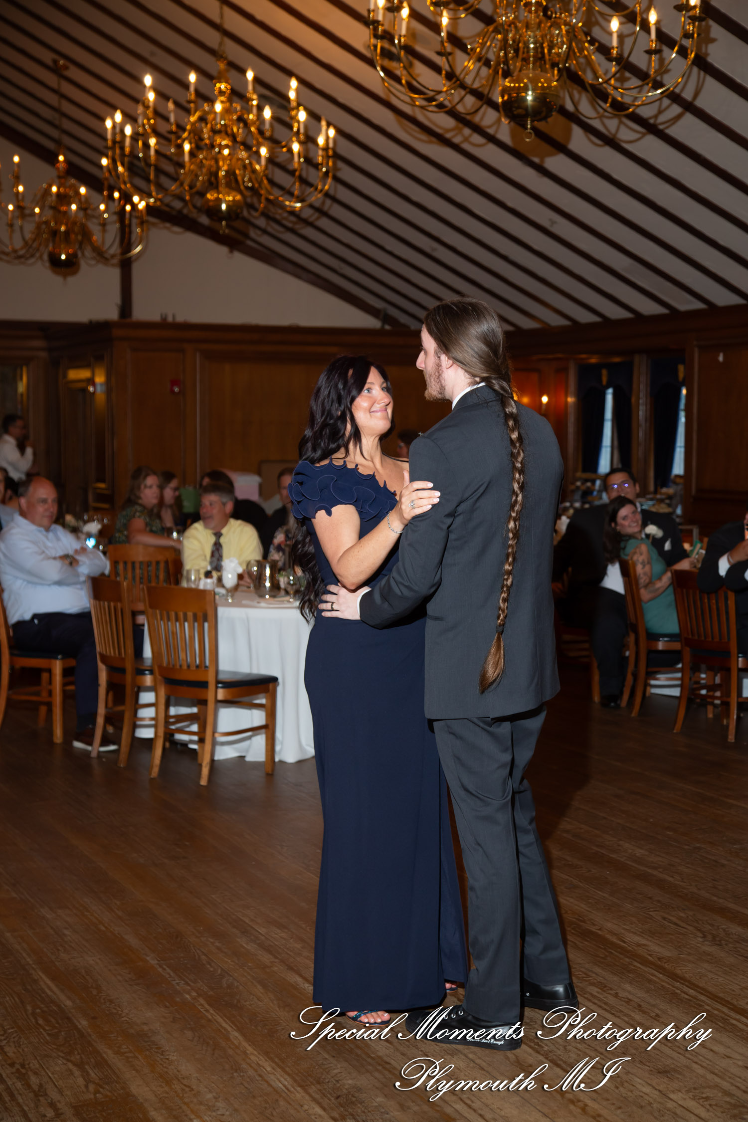 Maureen & Bailey at Canterbury Castle Lake Orion MI wedding photography