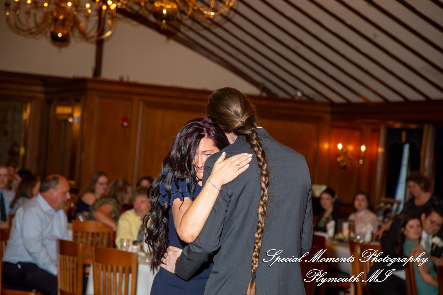 Maureen & Bailey at Canterbury Castle Lake Orion MI wedding photography