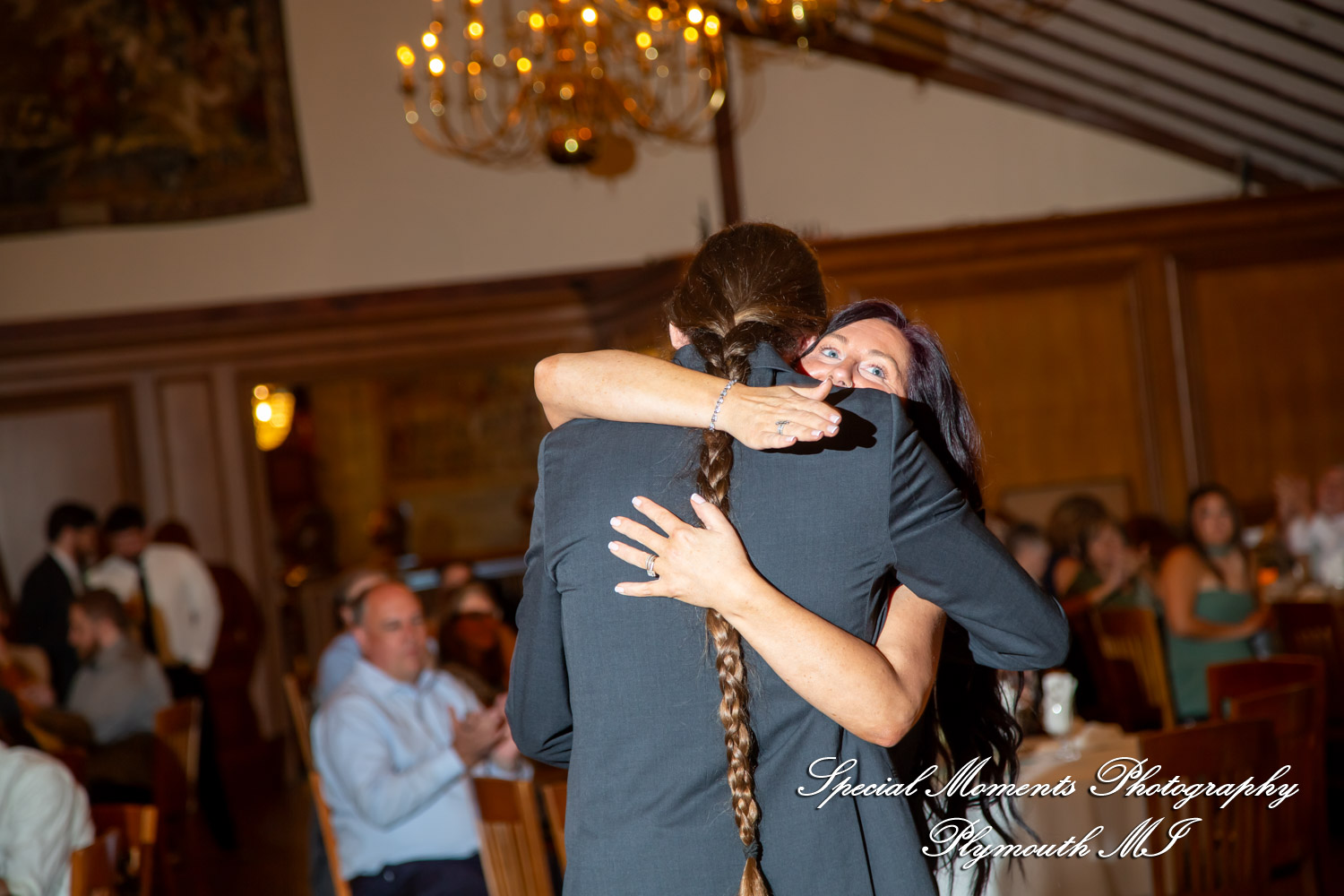 Maureen & Bailey at Canterbury Castle Lake Orion MI wedding photography