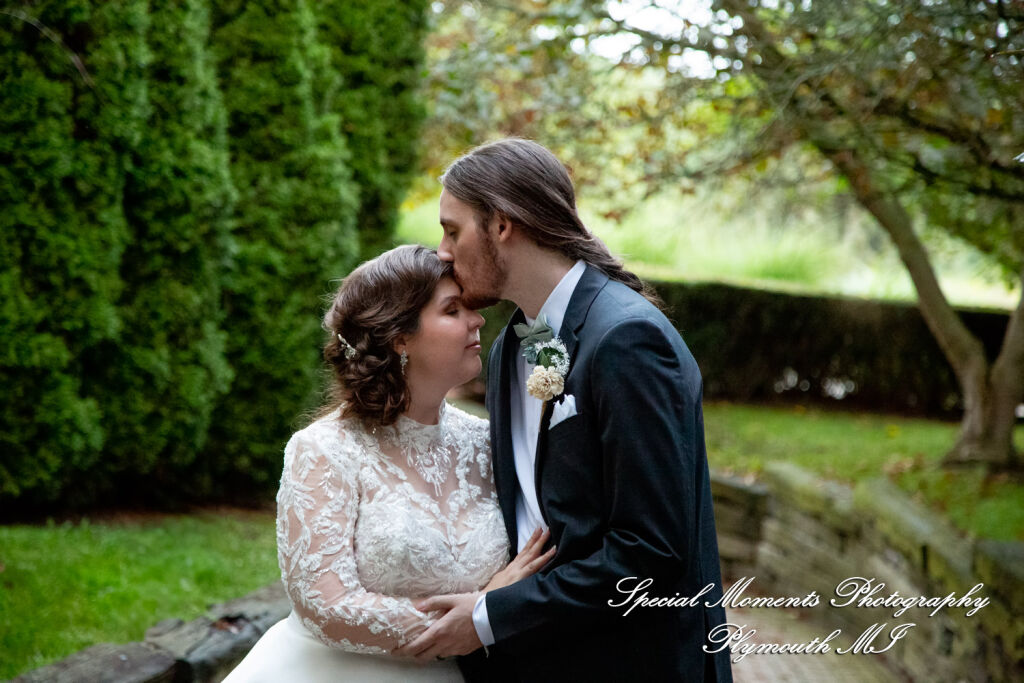 Maureen & Bailey at Canterbury Castle Lake Orion MI wedding photography
